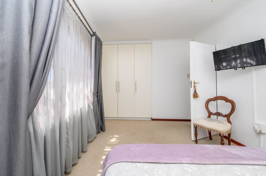 4 Bedroom Property for Sale in Walmer Eastern Cape